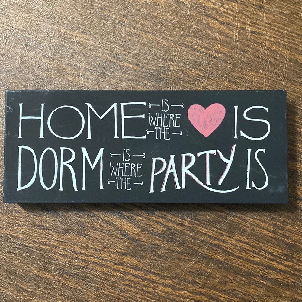 BACK TO SCHOOL! Super cute sign - for wall or shelf